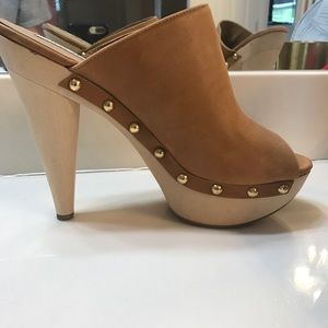 Steve Madden cognac heels - never worn - size 10